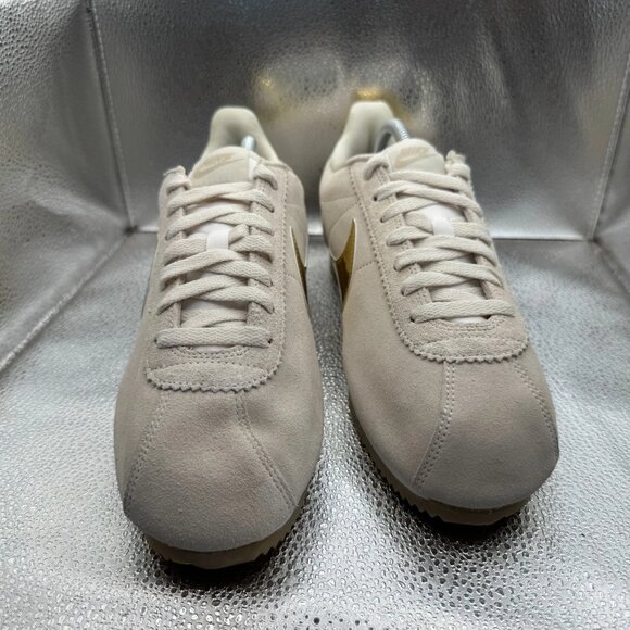 Size 12‎ Nike Cortez Womens White Metallic Swoosh Suede Sneaker 902856-013 - Picture 10 of 11